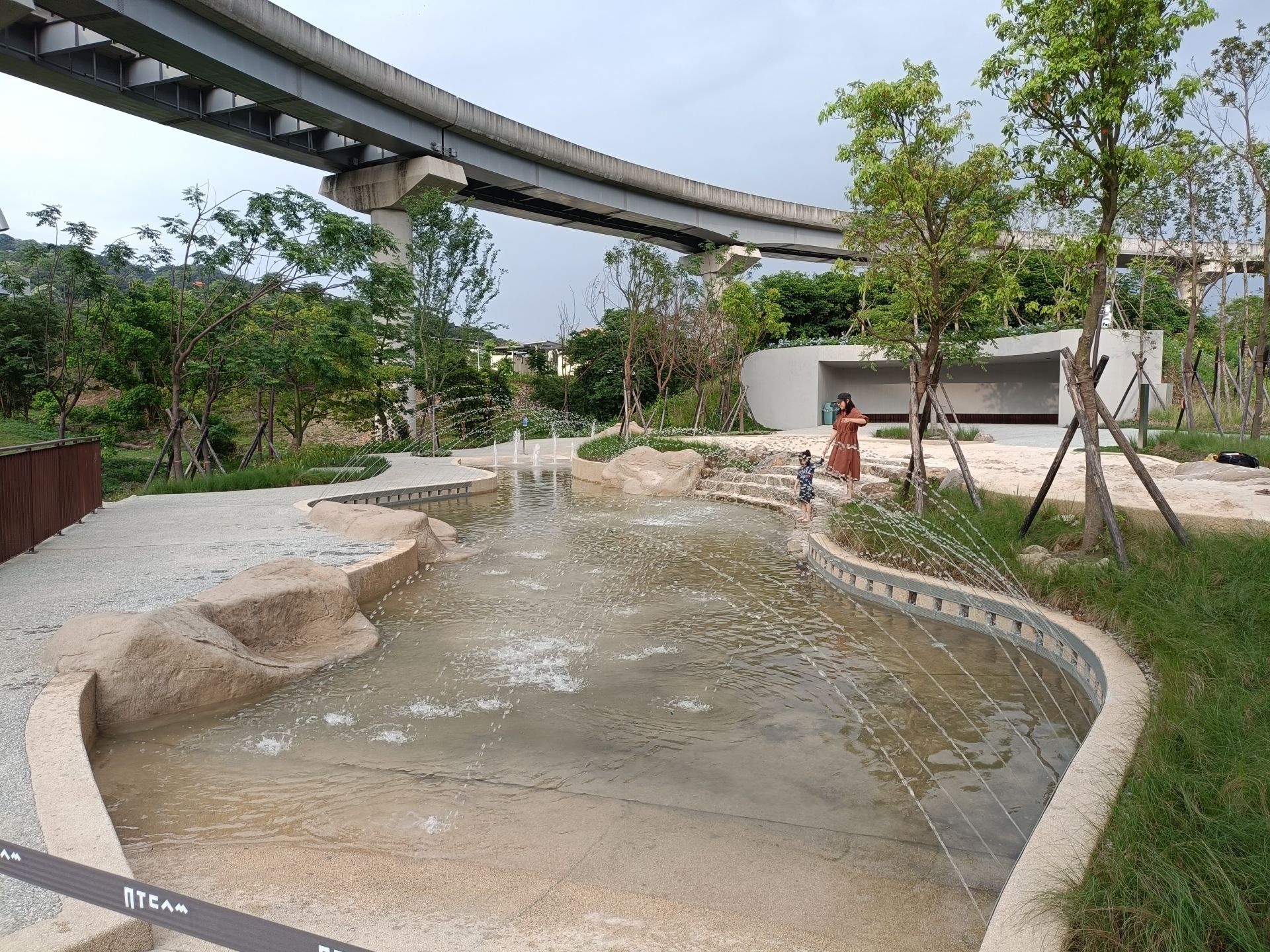 鶯歌美術館戲水區