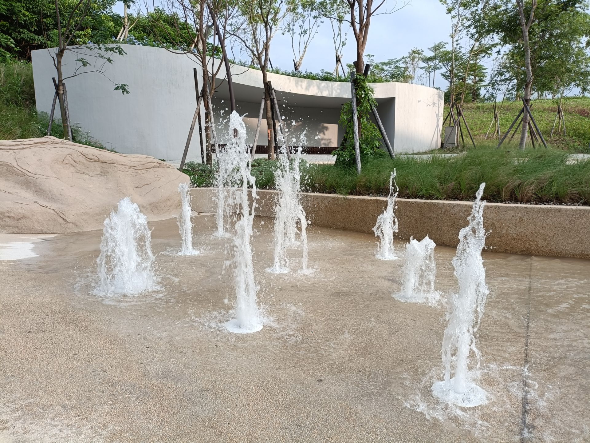 鶯歌美術館戲水區